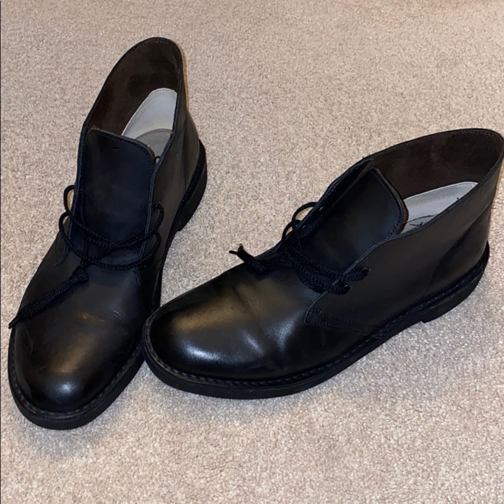 Clark’s Desert Boots 10.5 NWOT
